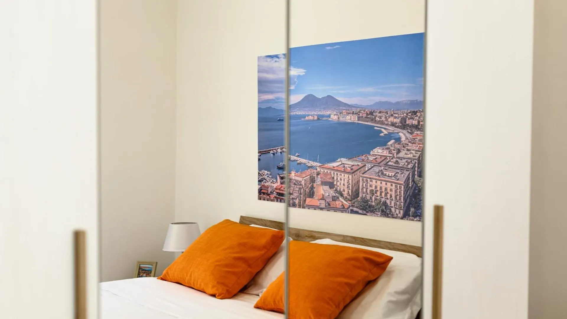 Domus Romeo Apartment Naples
