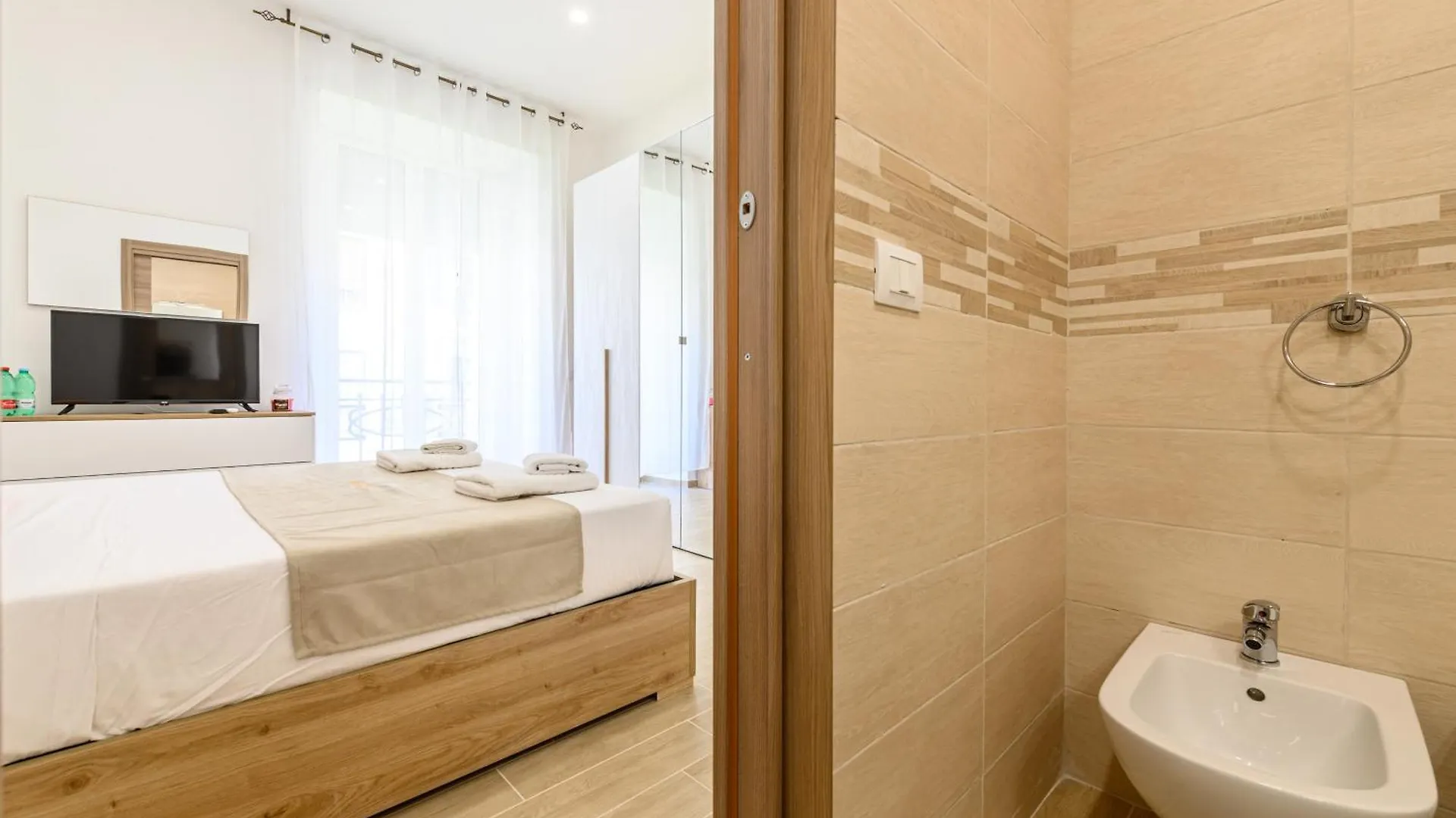 Domus Romeo Apartment Naples